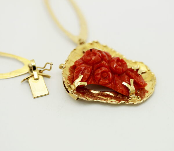 Coral and gold rose-engraved necklace - 750‰ gold - Image 4