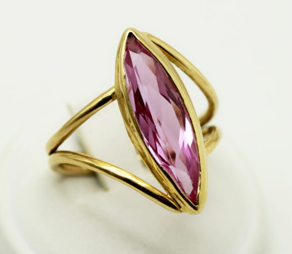 Vintage 1960's pink synthesis stone ring - 750‰ gold