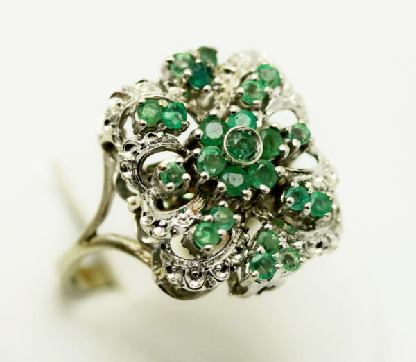 Emeralds ring - 750‰ white gold