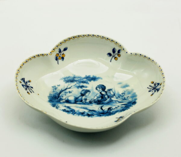 Limoges France small bowl - ceramic - Image 2