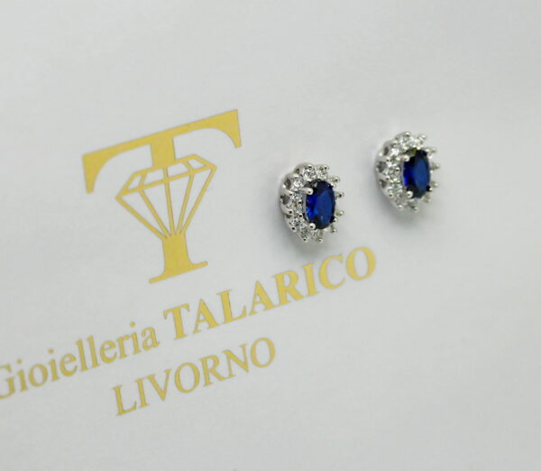 Orecchini margherita kubic zirconia blu e bianca  – oro 375% - immagine 2