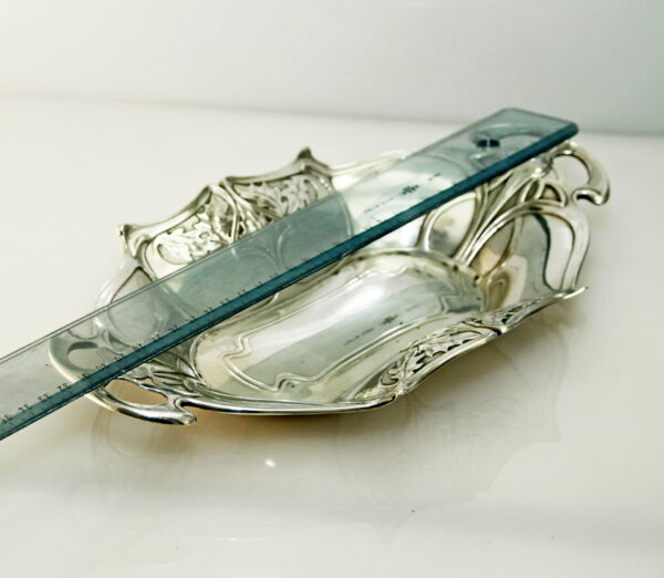 Vintage Liberty tray - alloy metal silver plated - Image 5